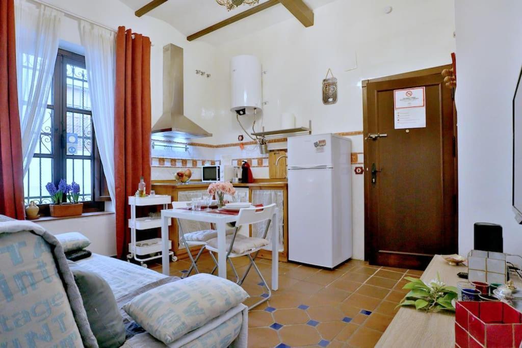 Horno24, Alojamiento Con Patio Andaluz, Tipico De Córdoba Buitenkant foto